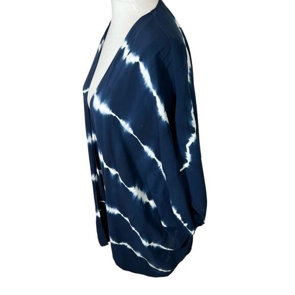 Aeropostale Tie-Dye Navy and White Rayon Flowy Kimono 1/2 Sleeves One Size - Picture 6 of 9